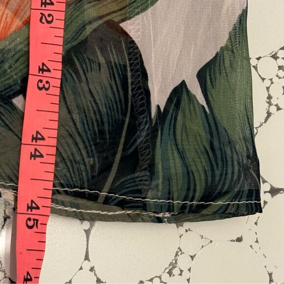 Show Me Your Mumu Princess Di Maxi Skirt Kauai Kisses
matching Crop Top small - Picture 10 of 12